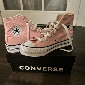 Brand new kids converse